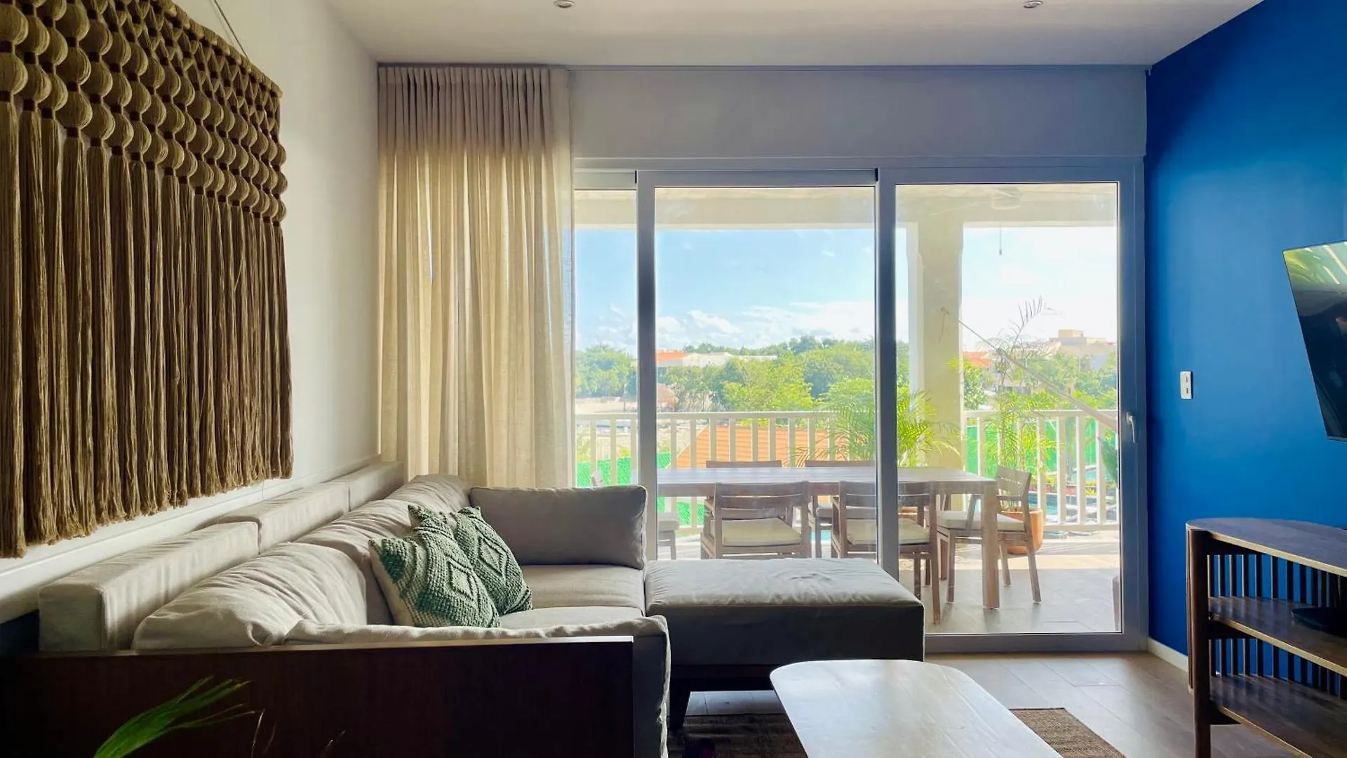 Cozy Terrace @ Blue House Apartment Puerto Aventuras