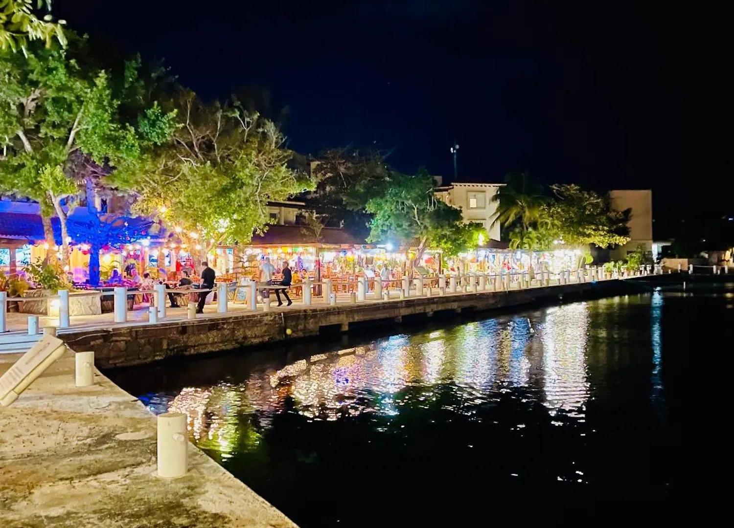 Cozy Terrace @ Blue House Apartment Puerto Aventuras Mexico